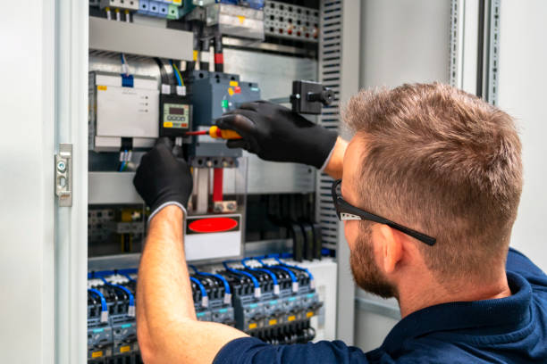 Professional Electrician in North Crossett, AR